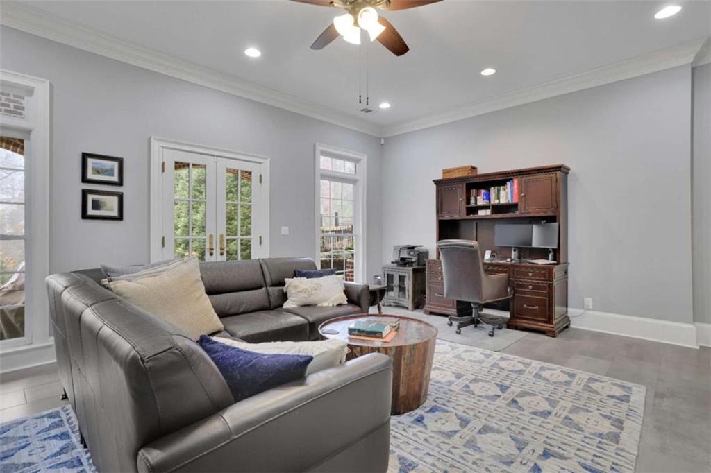 4084 Peachtree Dunwoody Road NE