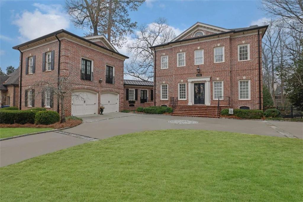 4084 Peachtree Dunwoody Road NE