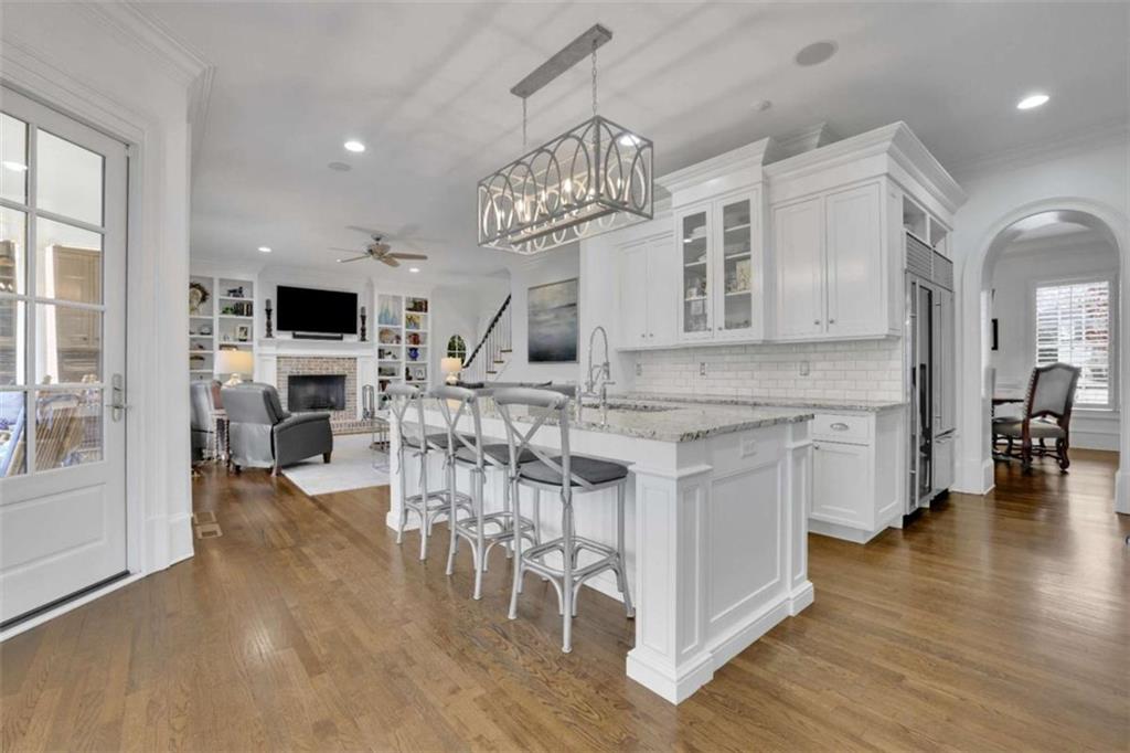 4084 Peachtree Dunwoody Road NE