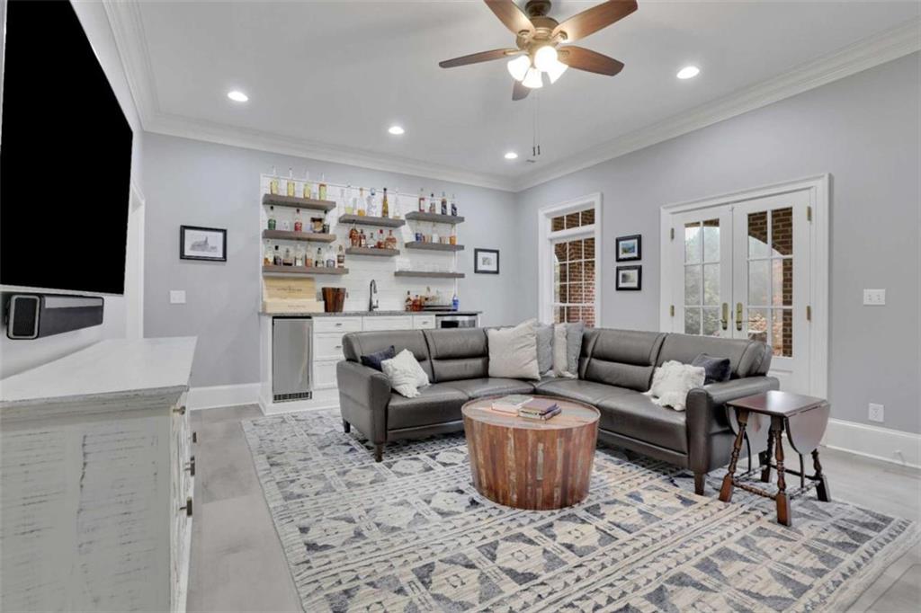 4084 Peachtree Dunwoody Road NE