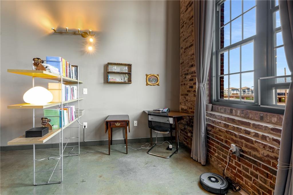 170 Boulevard SE Unit H405