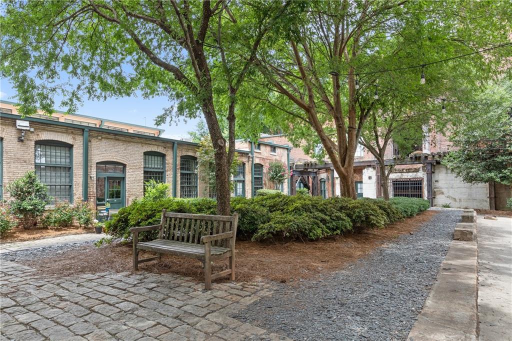 170 Boulevard SE Unit H405