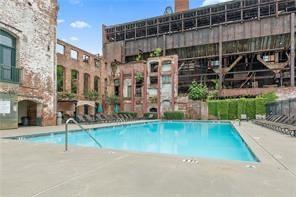 170 Boulevard SE Unit E404