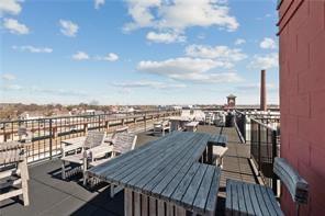 170 Boulevard SE Unit E404
