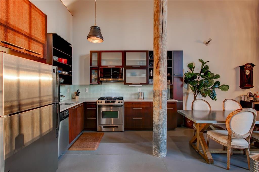 170 Boulevard SE Unit E404