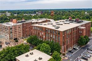 170 Boulevard SE Unit E404