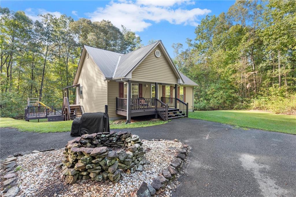 105 Holcomb Road