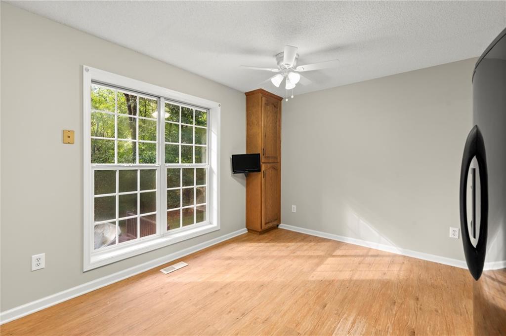 105 Holcomb Road