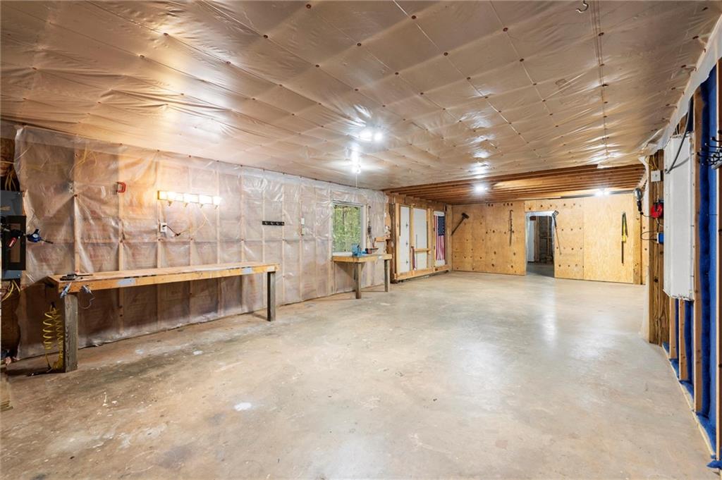 105 Holcomb Road