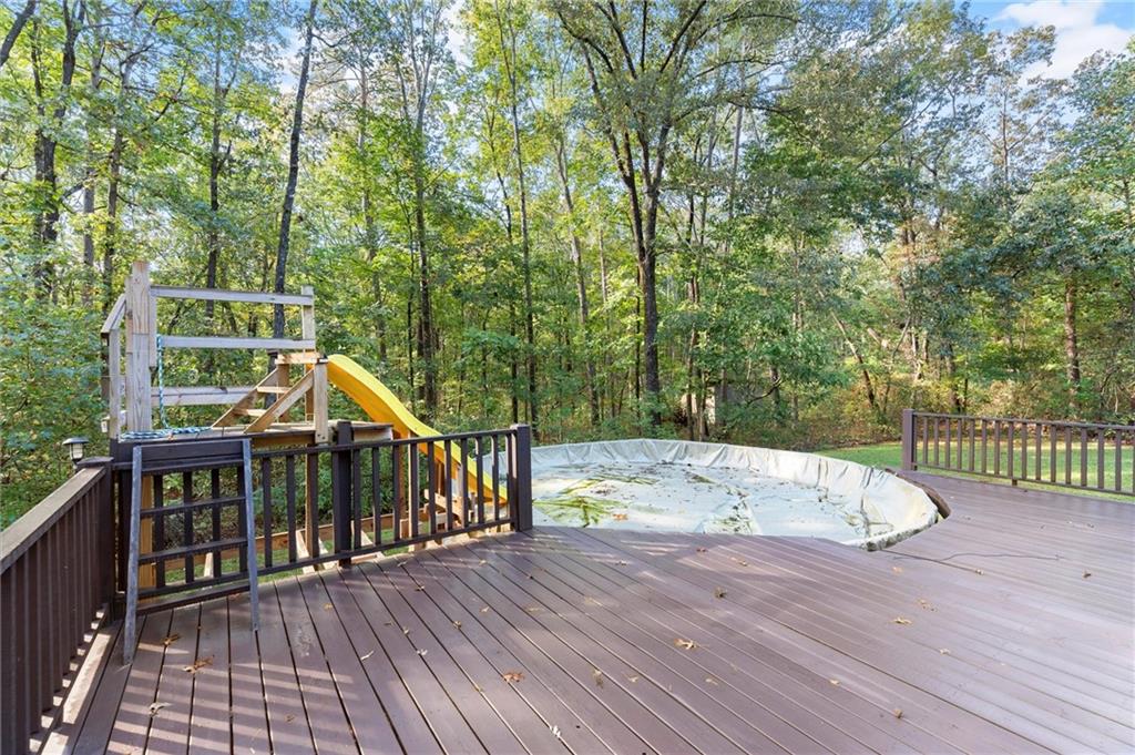 105 Holcomb Road