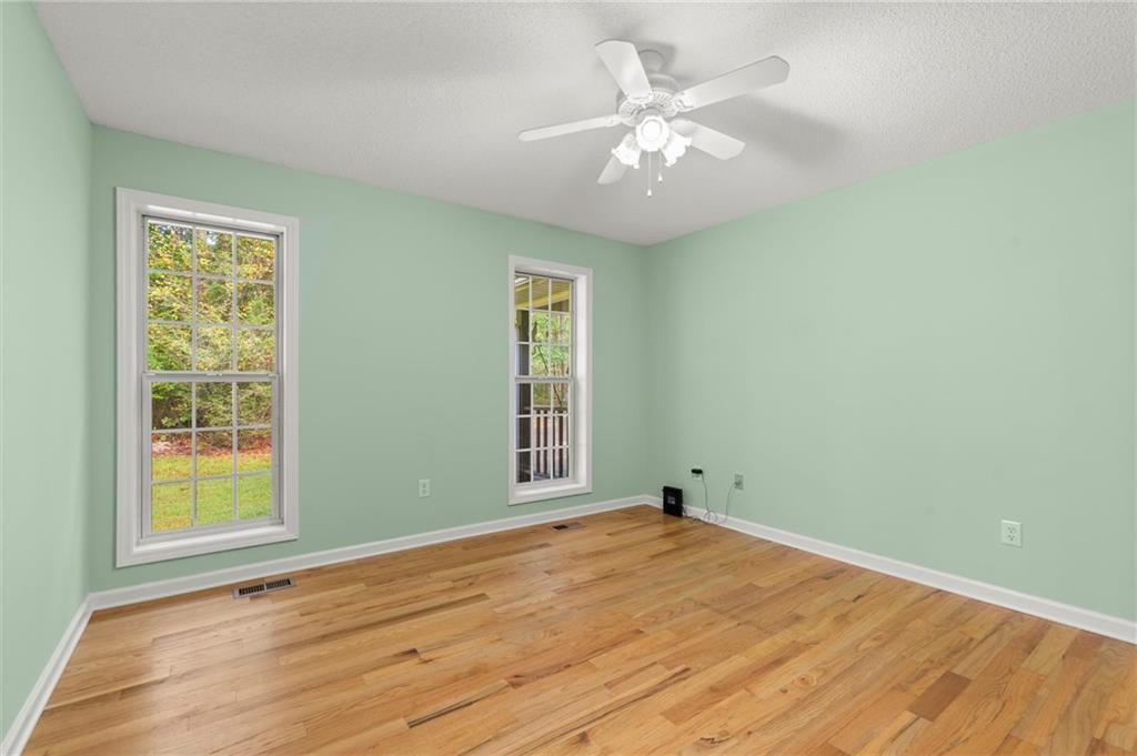 105 Holcomb Road