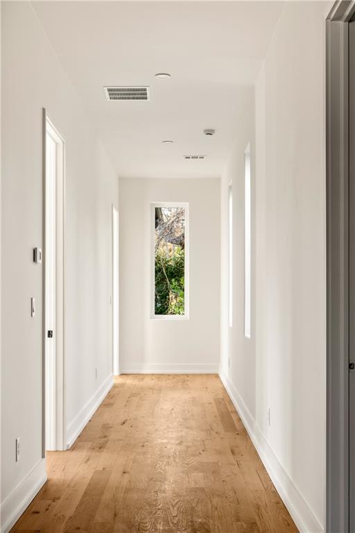 12 Montgomery Street NE