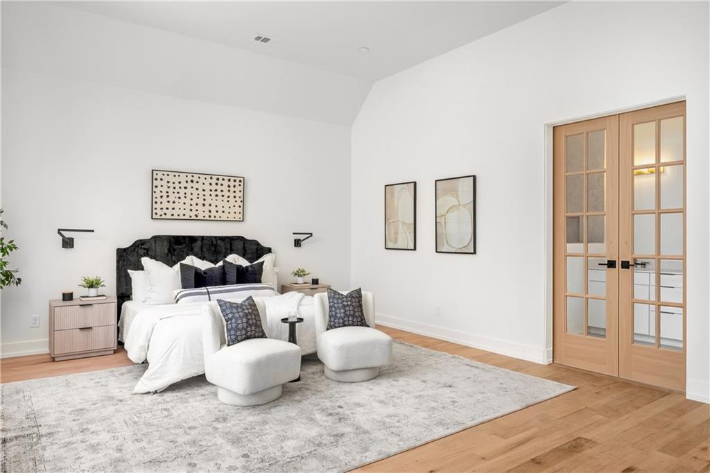 12 Montgomery Street NE