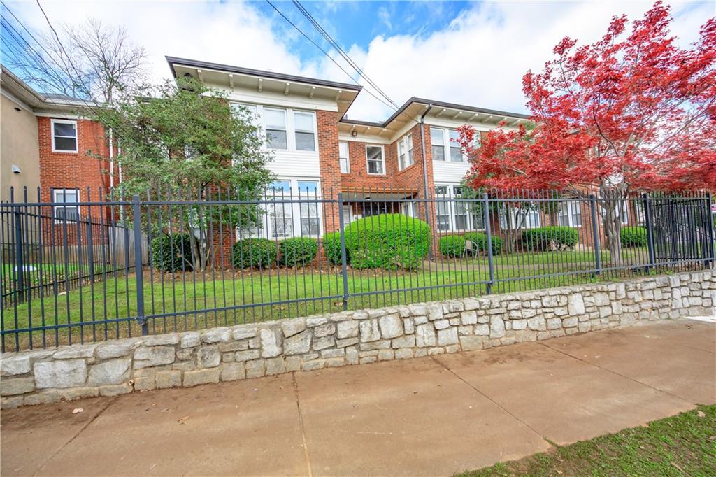 600 Parkway Drive NE Unit 12
