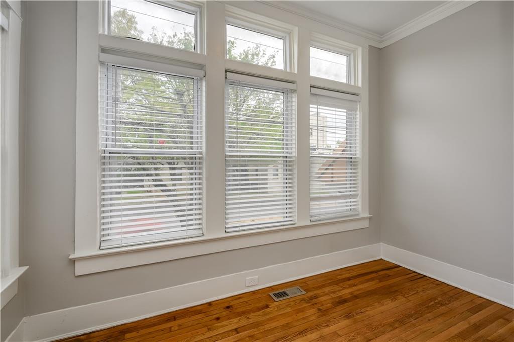 600 Parkway Drive NE Unit 12
