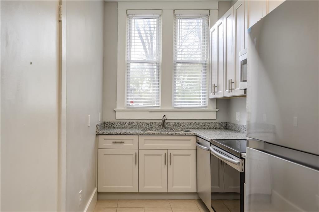 600 Parkway Drive NE Unit 12