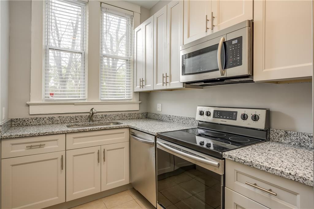 600 Parkway Drive NE Unit 12