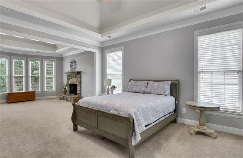 3905 Greenside Court