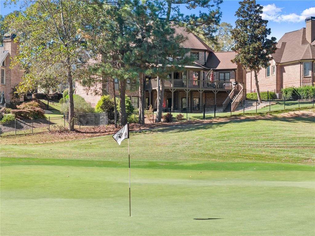 3905 Greenside Court