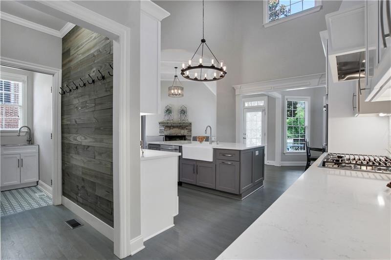 3905 Greenside Court