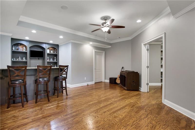 3905 Greenside Court