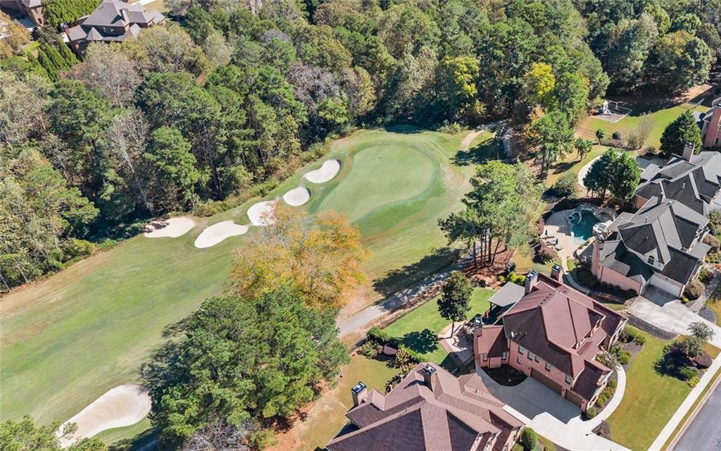 3905 Greenside Court