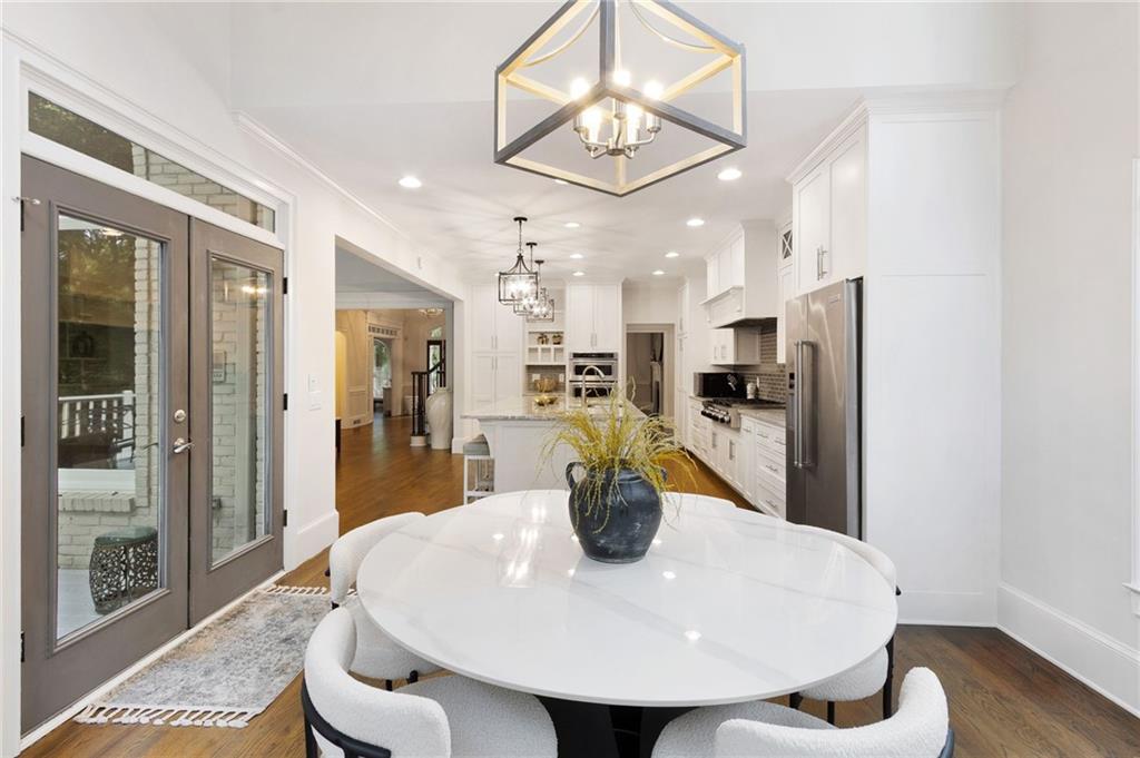 10635 N Edgewater