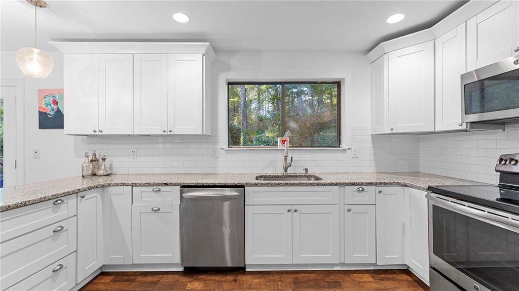 495 Ramsdale Drive