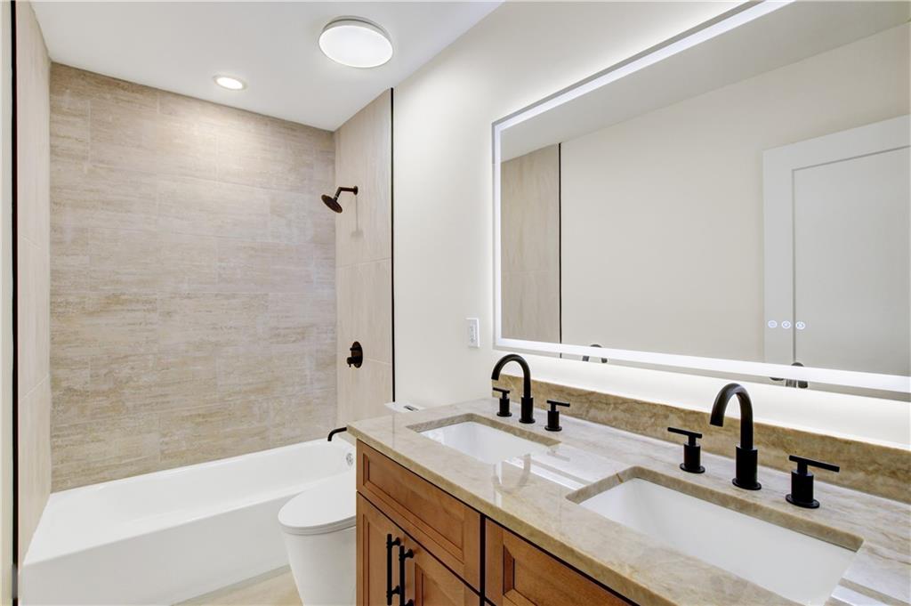 458 Shannon Drive SW