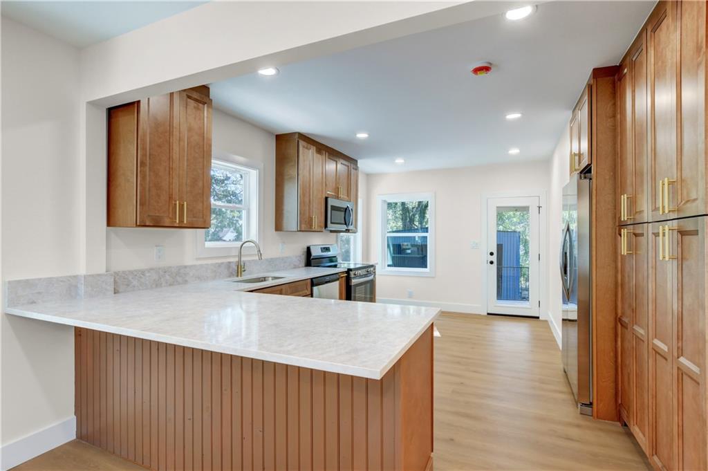 458 Shannon Drive SW