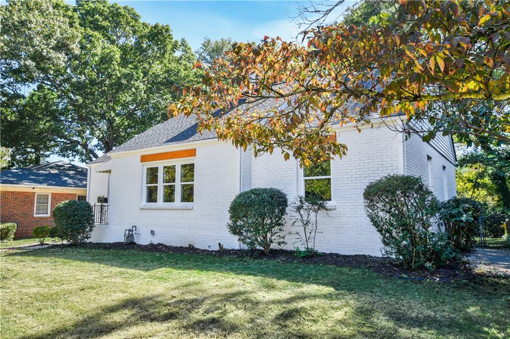 458 Shannon Drive SW