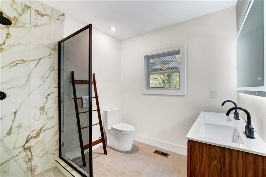 458 Shannon Drive SW