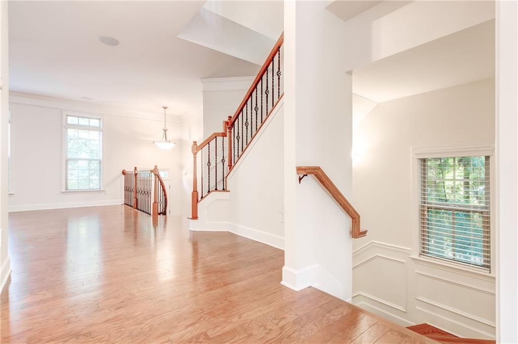 3304 Ferncliff Court