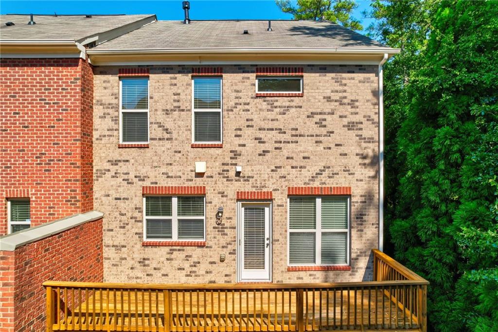 3304 Ferncliff Court
