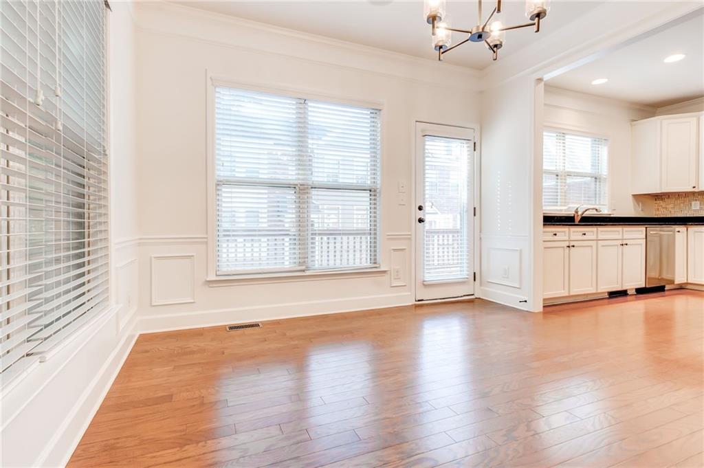3304 Ferncliff Court