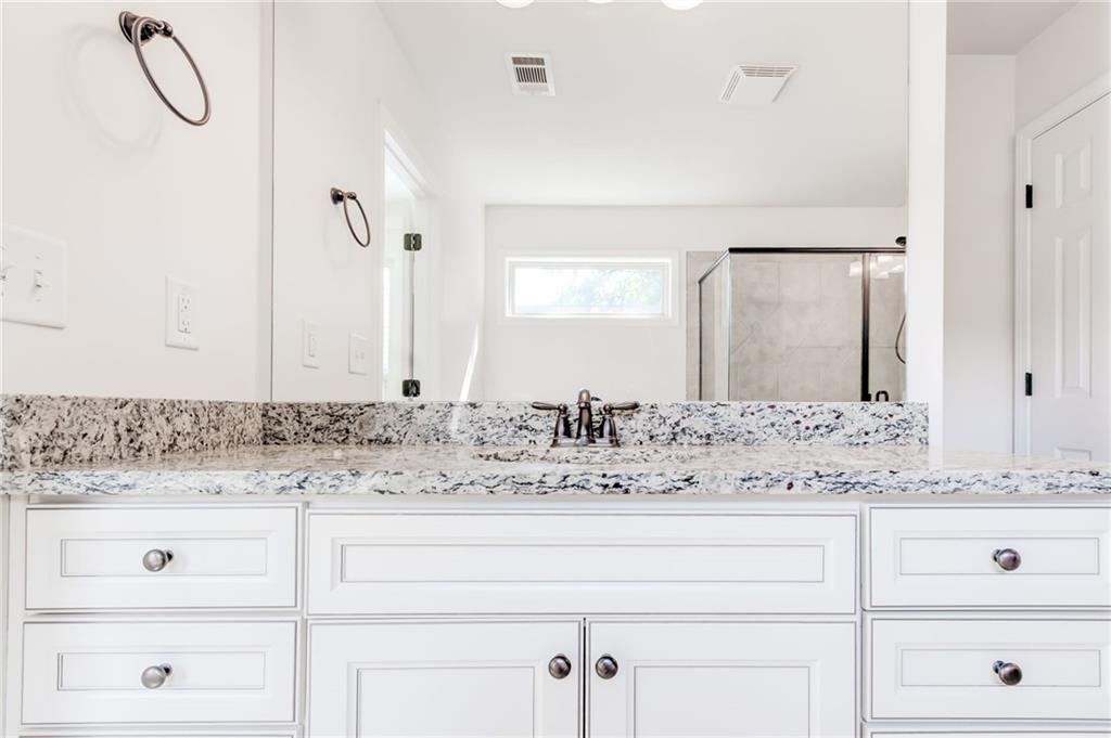 3304 Ferncliff Court