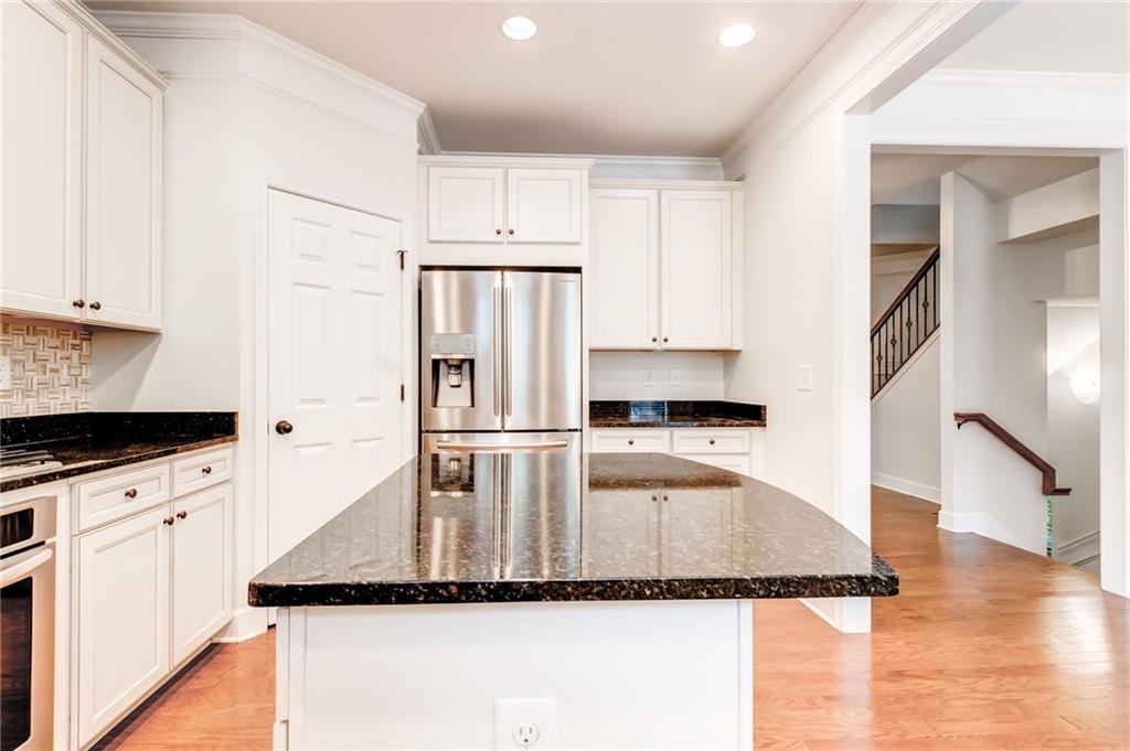3304 Ferncliff Court