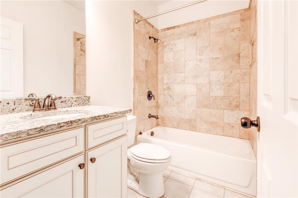 3304 Ferncliff Court