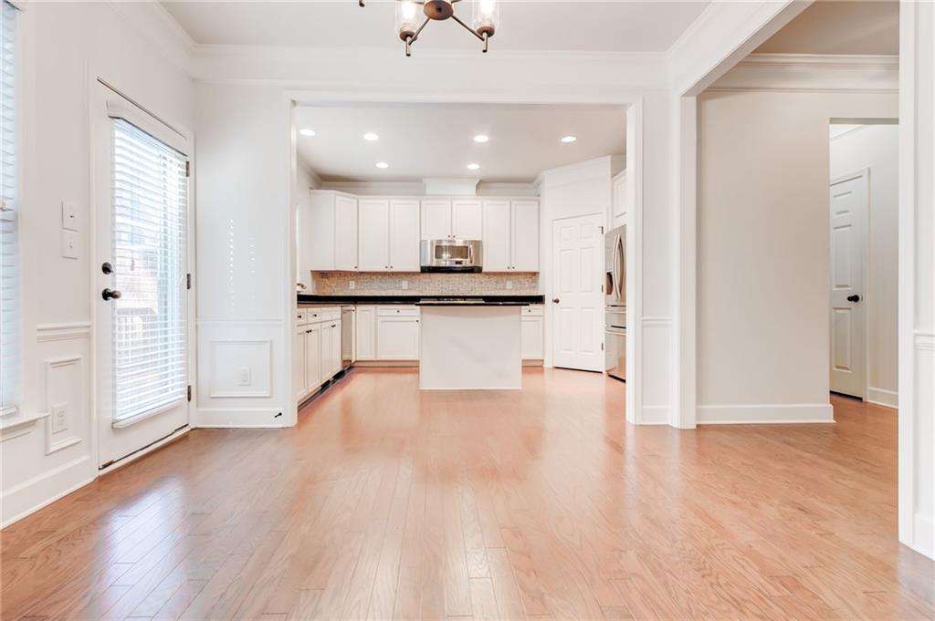 3304 Ferncliff Court