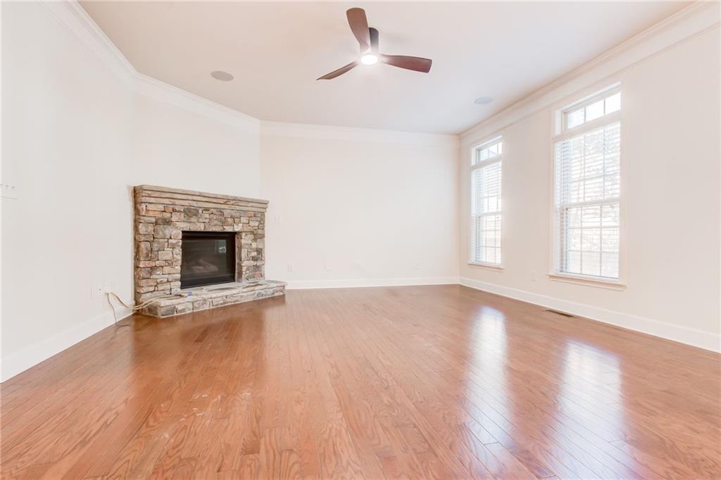 3304 Ferncliff Court