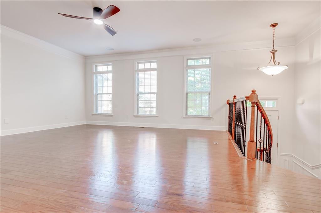 3304 Ferncliff Court