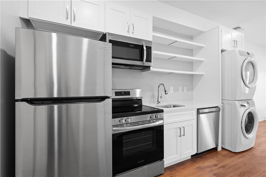 456 Flat Shoals Avenue SE Unit 215