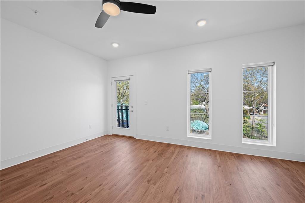 456 Flat Shoals Avenue SE Unit 215