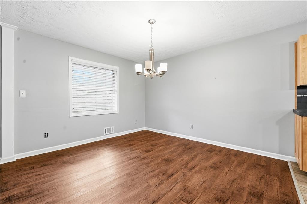 190 Crestwood Court