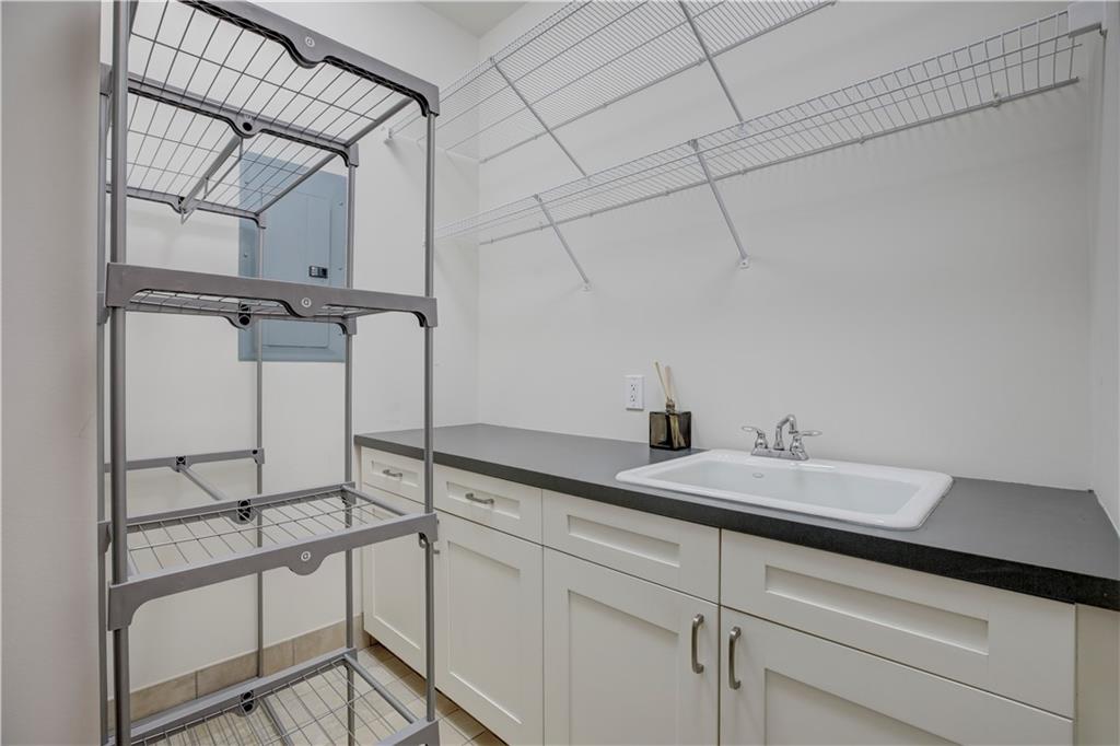 1065 Peachtree Street NE Unit 3201