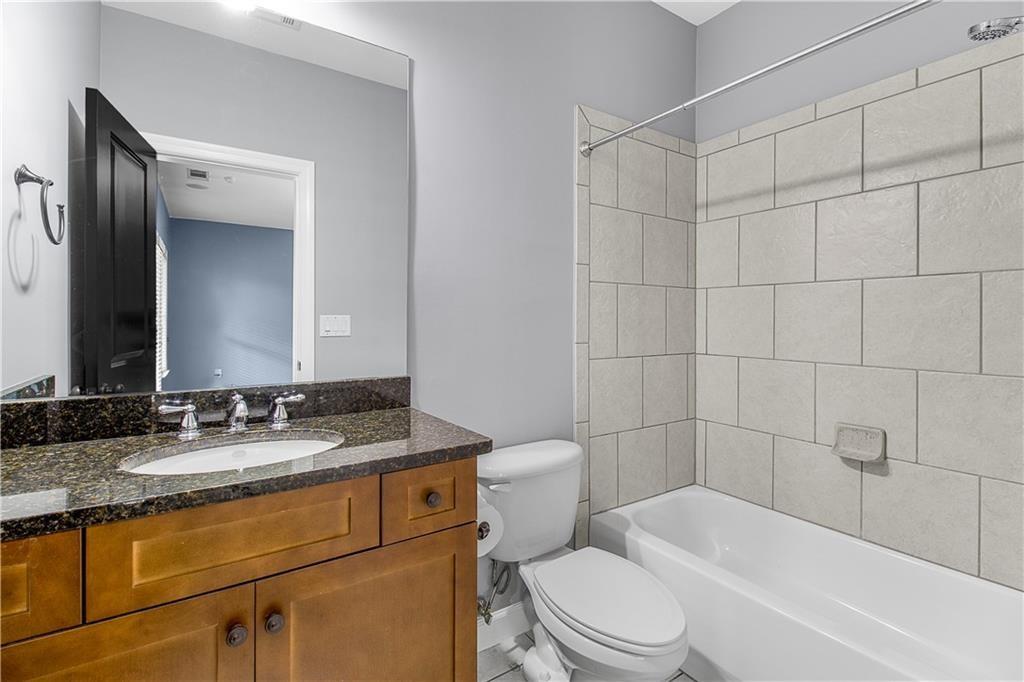 2145 W Village Crossing SE
