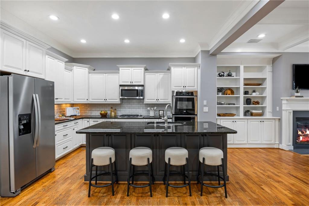 2145 W Village Crossing SE