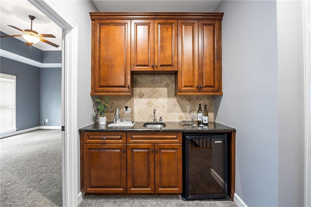 2145 W Village Crossing SE