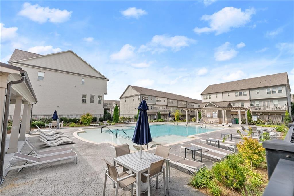 2536 Skyland Drive NE