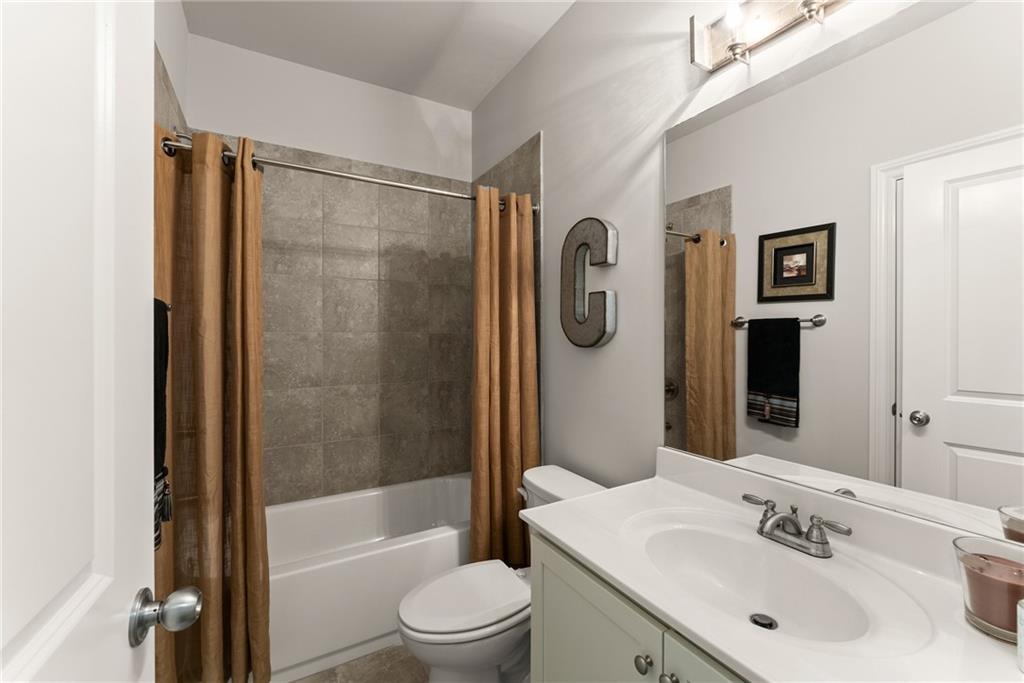 2536 Skyland Drive NE